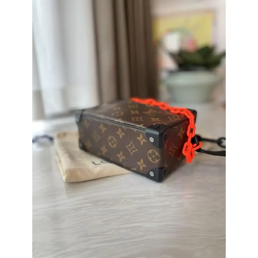 Louis Vuitton Women Pre-Loved Bag Very Good Condition